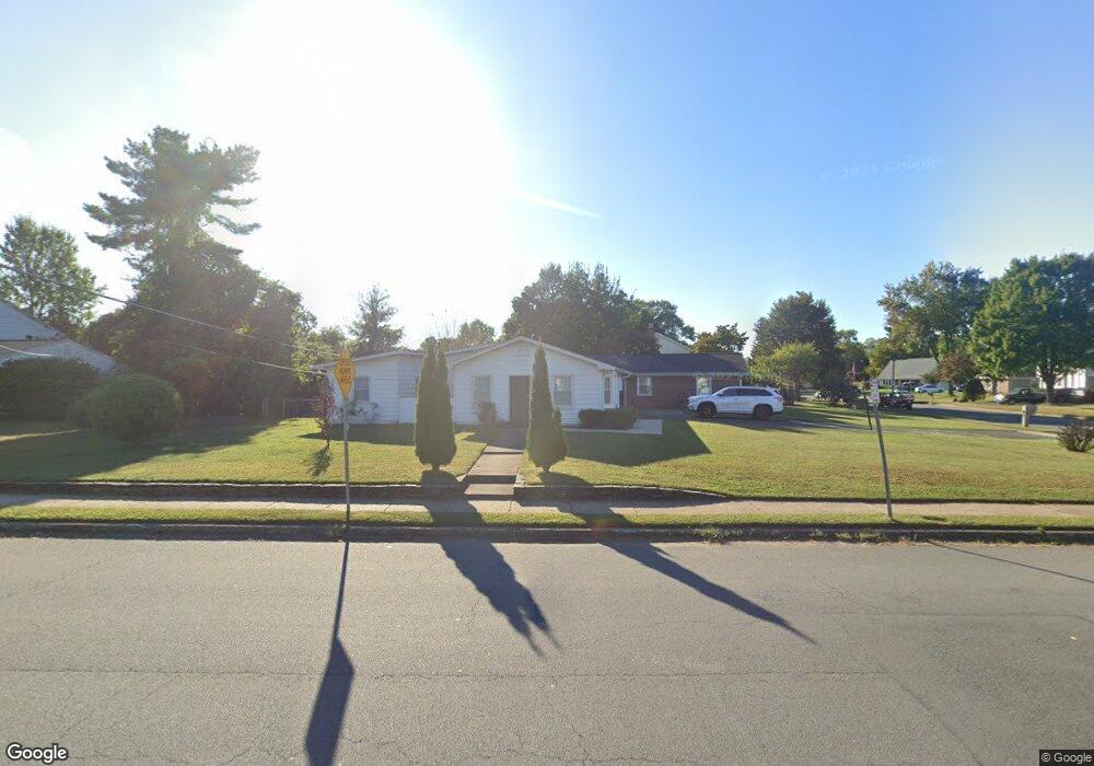 12801 Melvue Ct, Fairfax, VA 22033 - photo 1