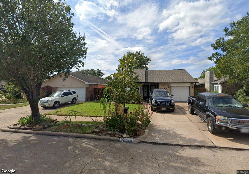 7511 Lemma Dr, Houston, TX 77041 - photo 1