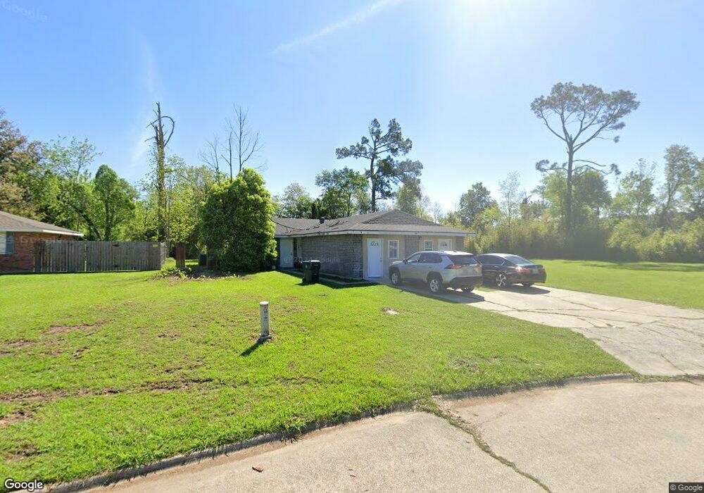 716 Bradley St, Lake Charles, LA 70607 - photo 1