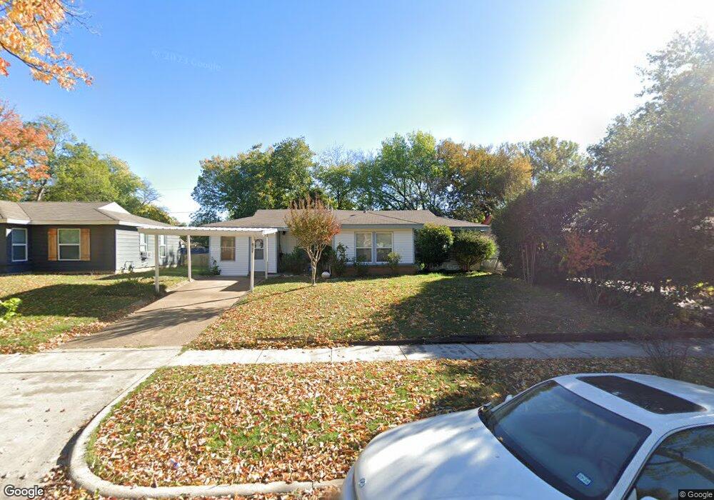 1213 Ralph St, Grand Prairie, TX 75051 - photo 1