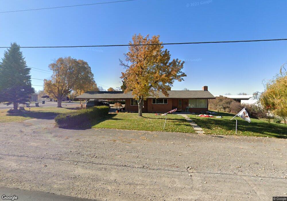 219 N Center St, Santaquin, UT 84655 - photo 1