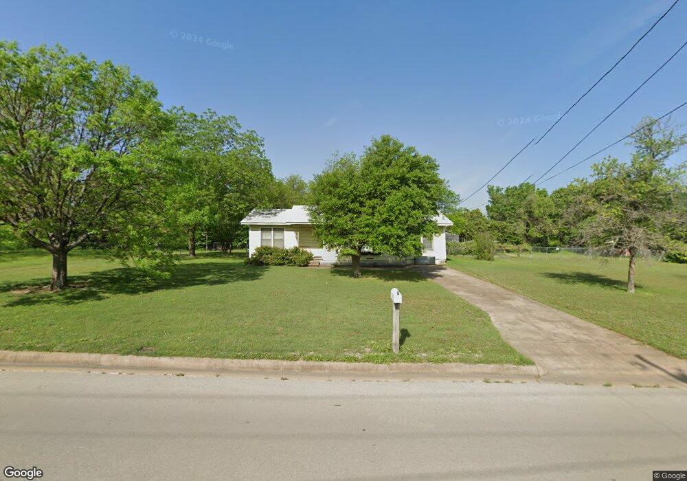 115 N Bowie Dr, Weatherford, TX 76086 - photo 1