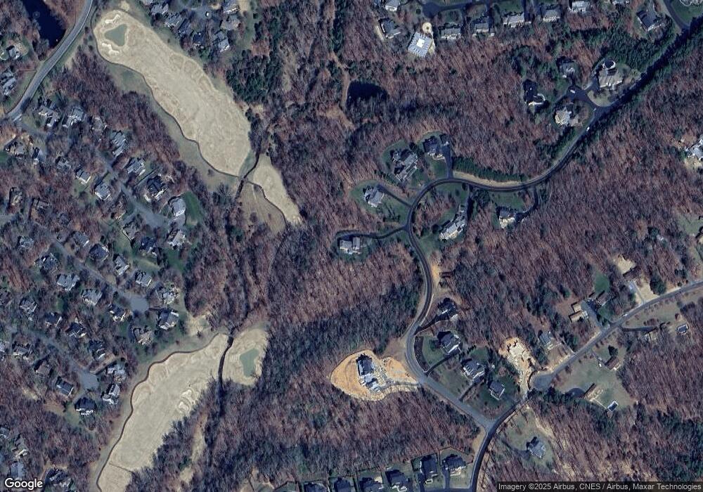 2110 Farringdon Rd, Keswick, VA 22947 - photo 1