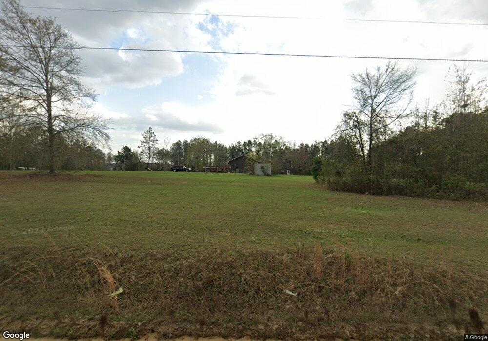 631 Otter Cir, Douglas, GA 31533 - photo 1