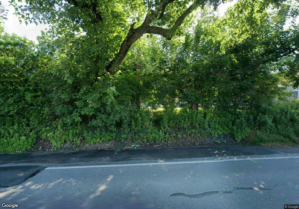 1112 N 5th St, Stroudsburg, PA 18360 - photo 1