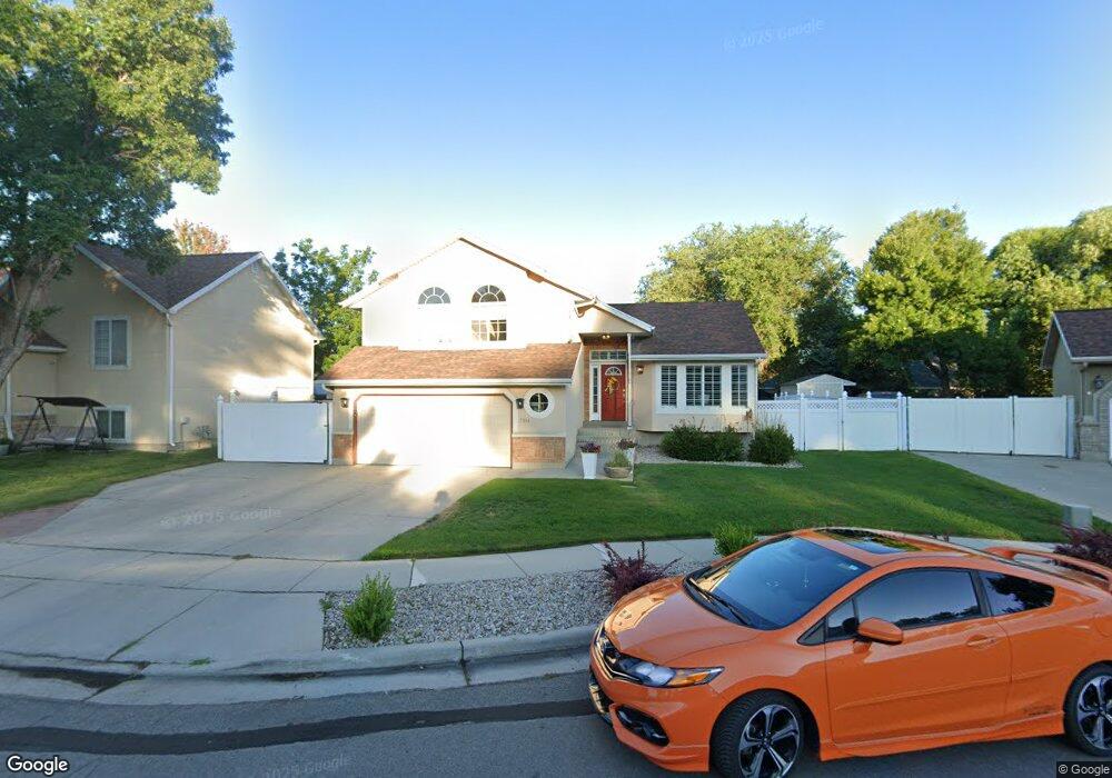 7914 Showcase Ln, Sandy, UT 84094 - photo 1