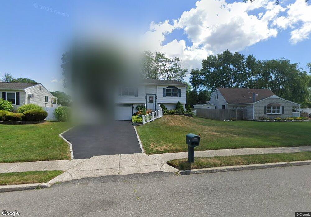 39 Skylark Dr, Holtsville, NY 11742 - photo 1