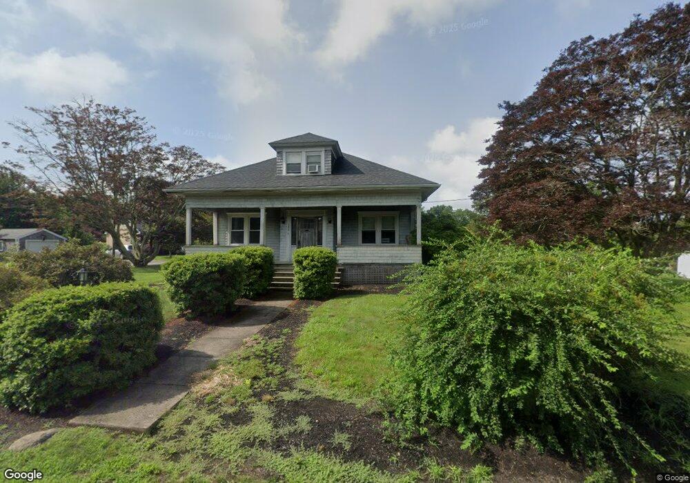 122 Rockland St, South Dartmouth, MA 02748 - photo 1