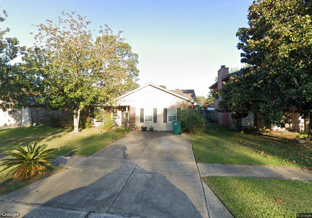 330 Foxcroft Dr, Slidell, LA 70461 - photo 1