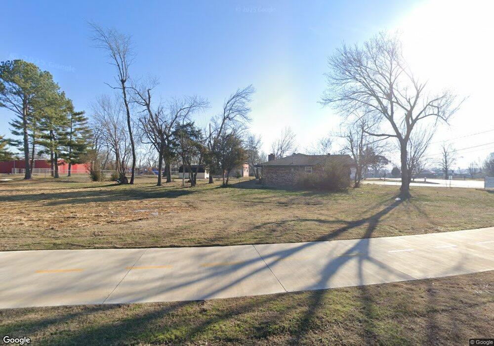 1207 W New Hope Rd, Rogers, AR 72758 - photo 1