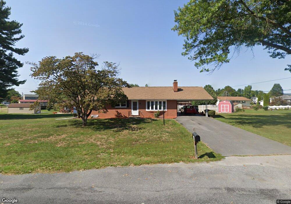 13481 Meadowview Ave, Waynesboro, PA 17268 - photo 1