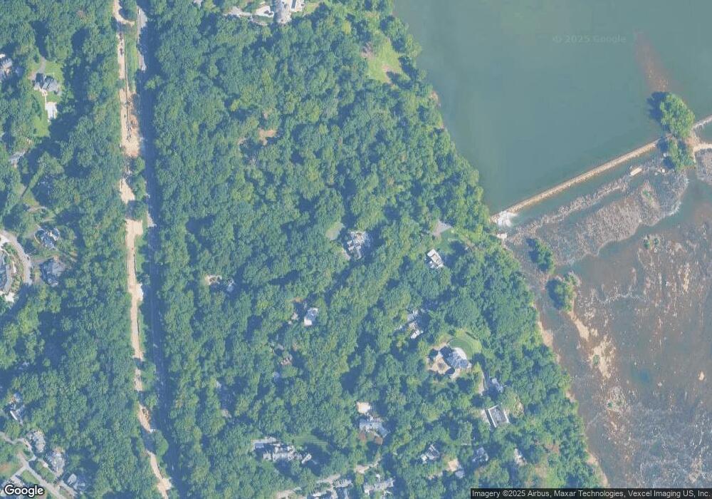 1121 Crest Ln, McLean, VA 22101 - photo 1