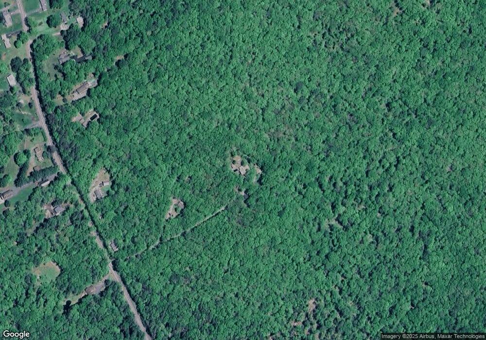 530 Rowland Rd, Greeley, PA 18425 - photo 1