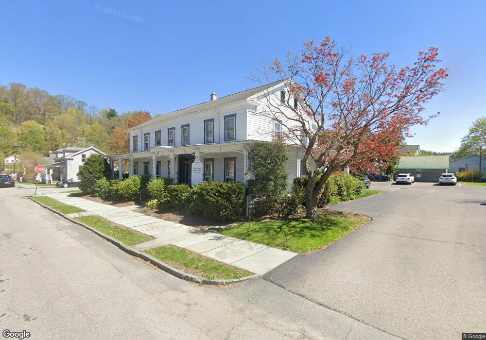 214 9th St, Honesdale, PA 18431 - photo 1