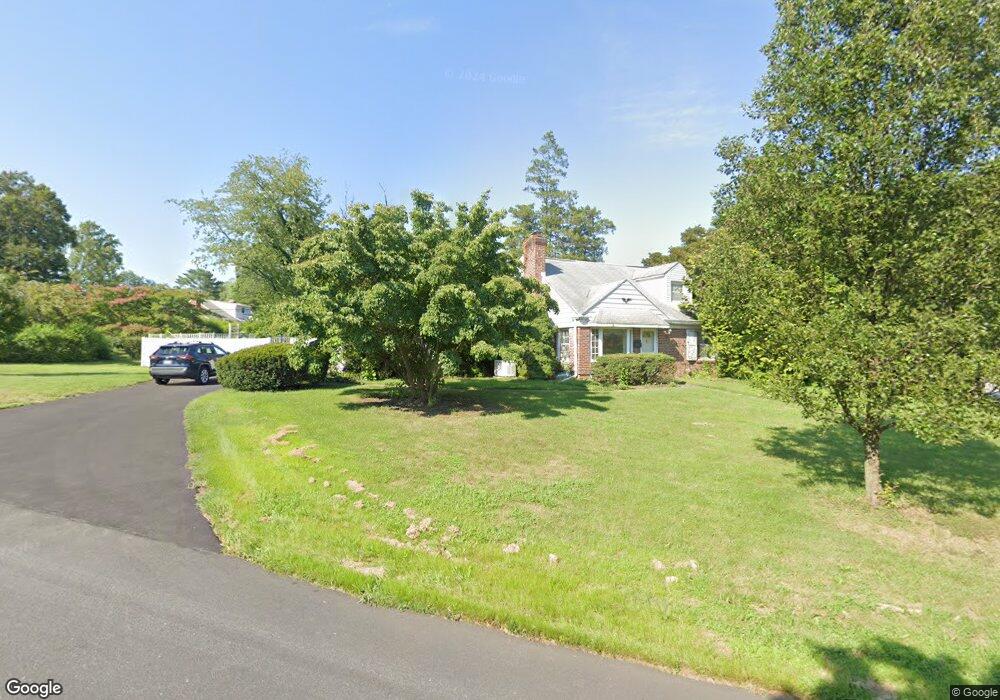 410 Osborne Ln, Wallingford, PA 19086 - photo 1