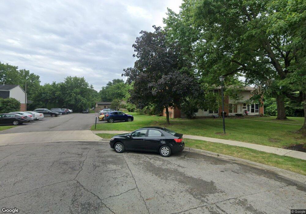 5447 Rockwood Ct unit R17, Columbus, OH 43229 - photo 1