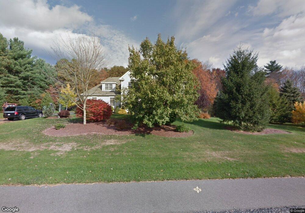 10 Talbott Farm Dr, Mendon, MA 01756 - photo 1