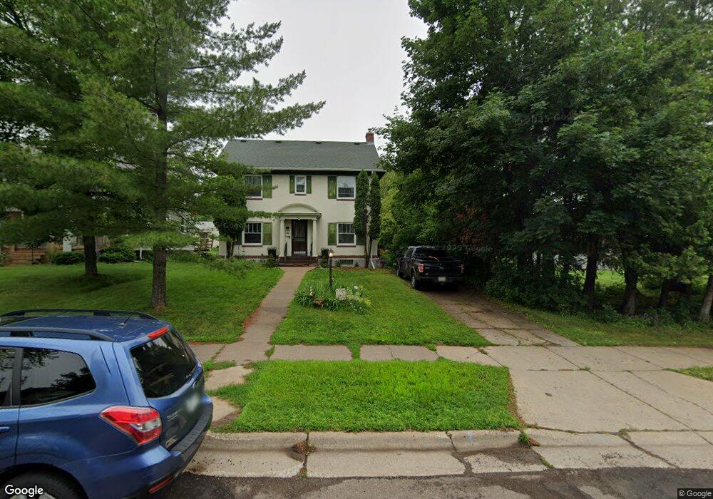 135 E Arrowhead Rd, Duluth, MN 55803 - photo 1