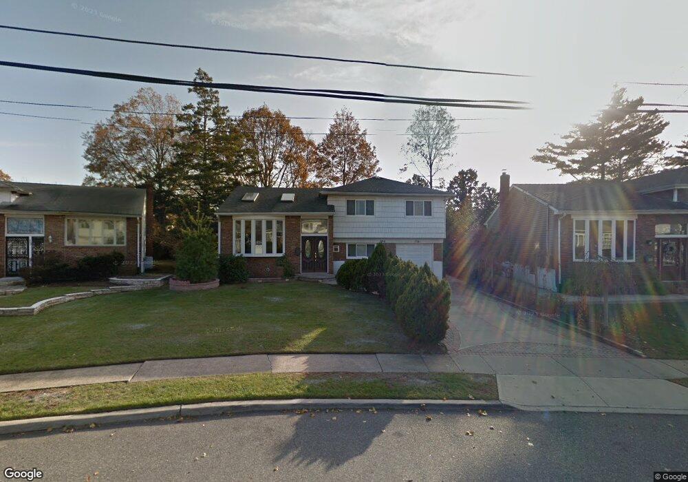 694 Jay Way, Baldwin, NY 11510 - photo 1