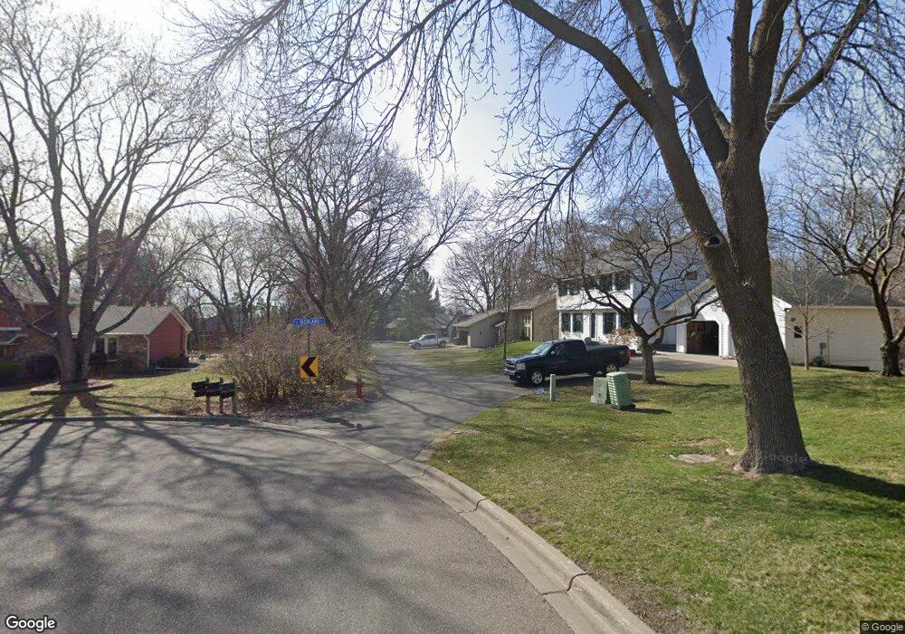 15202 Crestview Ln, Minnetonka, MN 55345 - photo 1