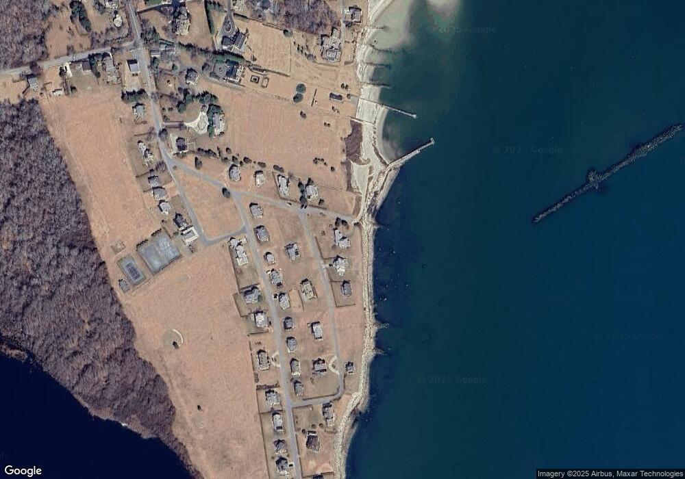 19 Gosnold Ave, South Dartmouth, MA 02748 - photo 1