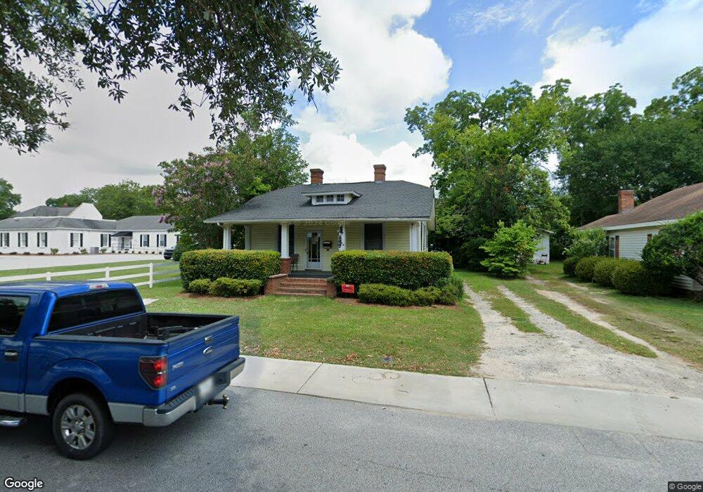 514 Walnut St, Camden, SC 29020 - photo 1