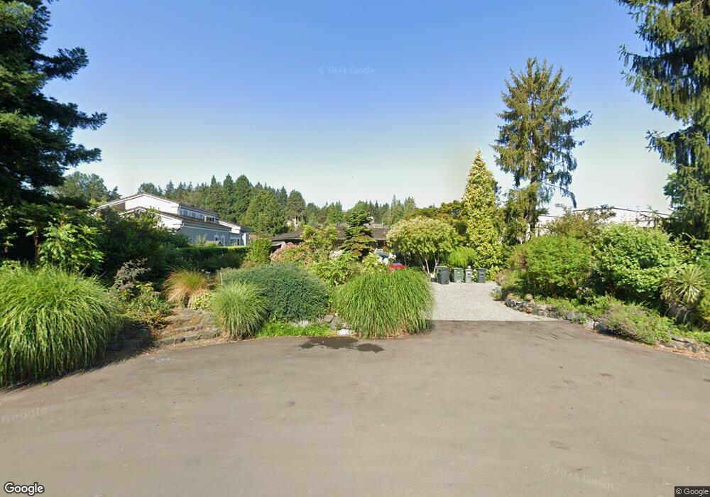 3135 Fairweather Place, Hunts Point, WA 98004 - photo 1