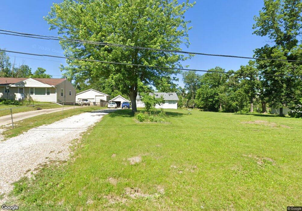 1420 Woodside Dr NW, Cedar Rapids, IA 52405 - photo 1