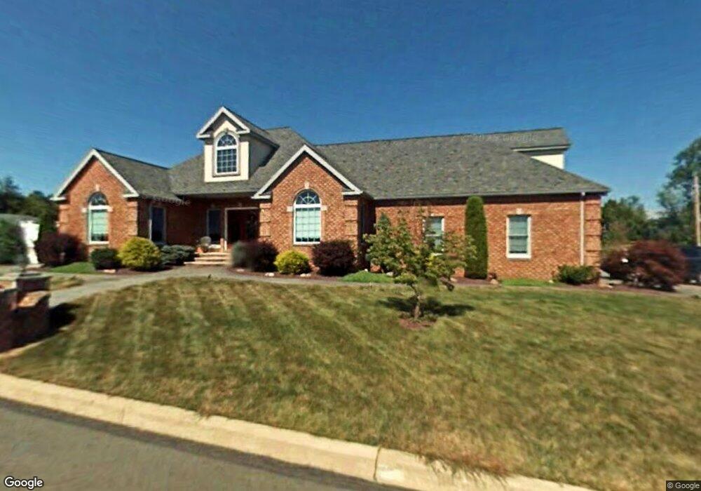 702 Elm Close, Olyphant, PA 18447 - photo 1