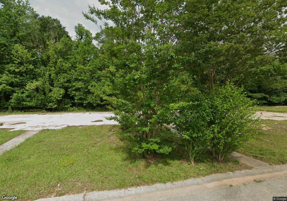 208 Nizzear Ln, Carrollton, GA 30117 - photo 1