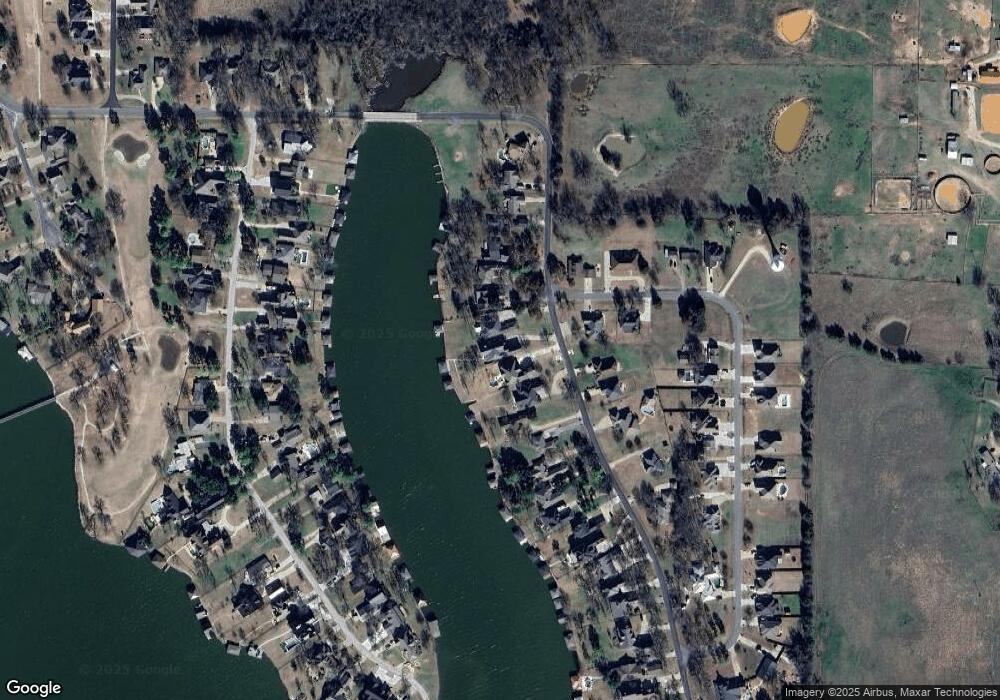 1330 Kiowa Dr E, Gainesville, TX 76240 - photo 1