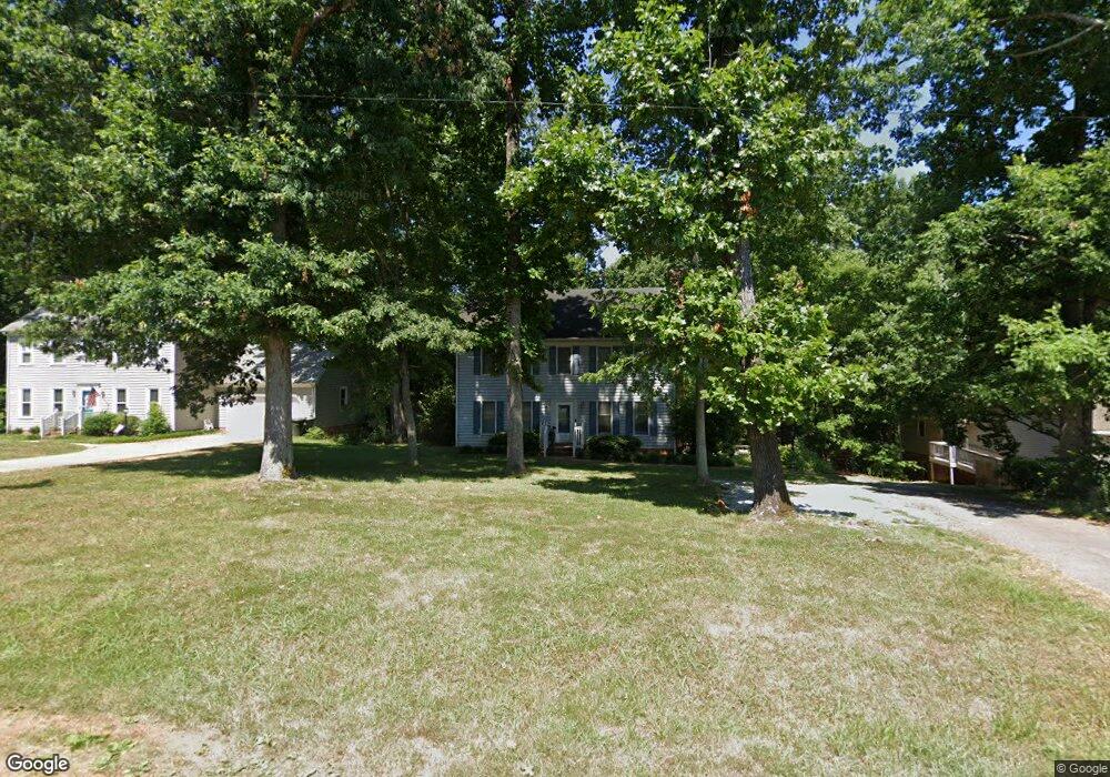955 Rockcliff Terrace, Asheboro, NC 27205 - photo 1