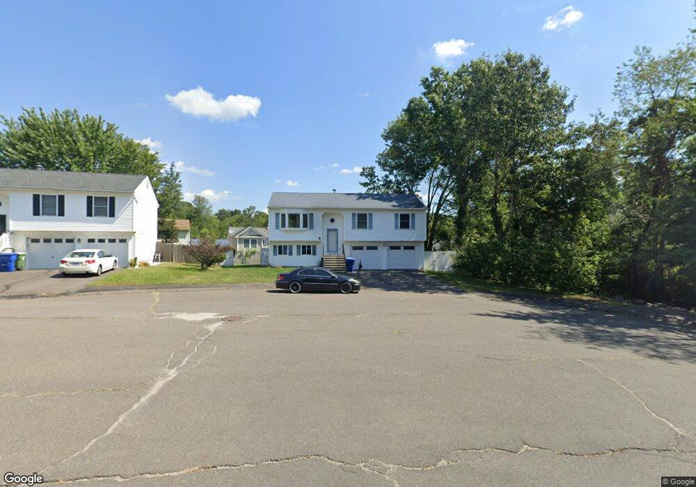 68 Kalin Ct, Waterbury, CT 06704 - photo 1