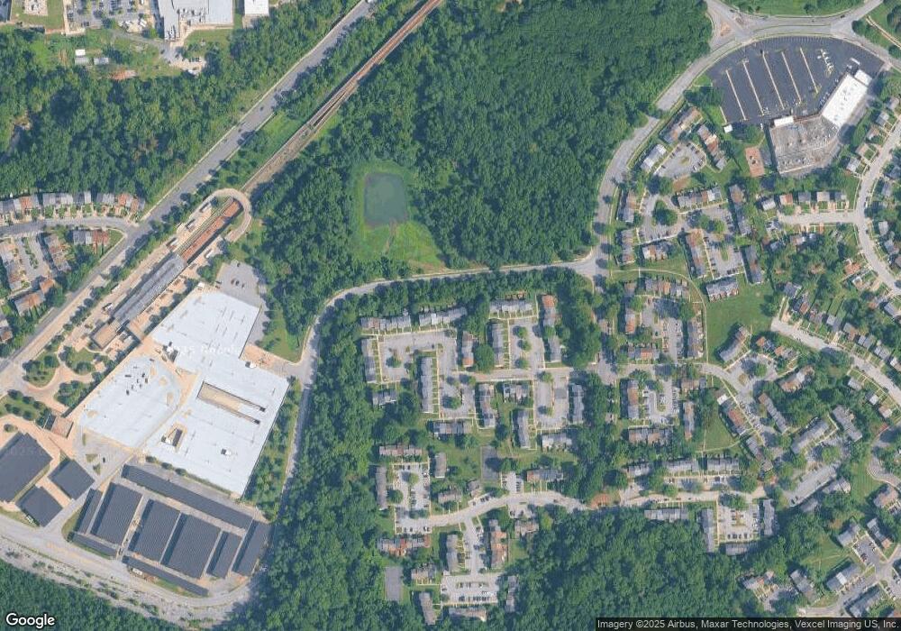 2040 N Anvil Ln, Temple Hills, MD 20748 - photo 1