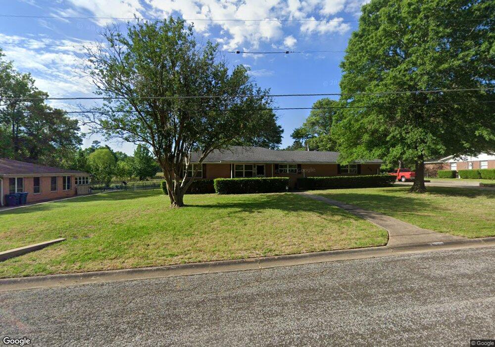 500 Camp St, Kilgore, TX 75662 - photo 1