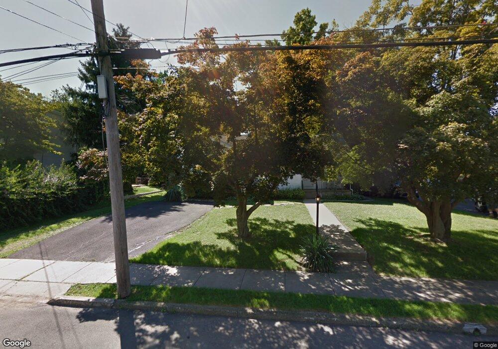 367 W Woodland Ave, Langhorne, PA 19047 - photo 1