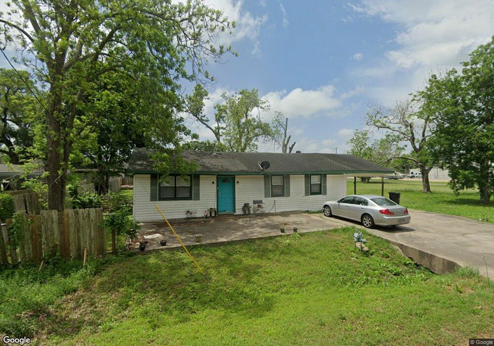 202 E Camp St, Brazoria, TX 77422 - photo 1