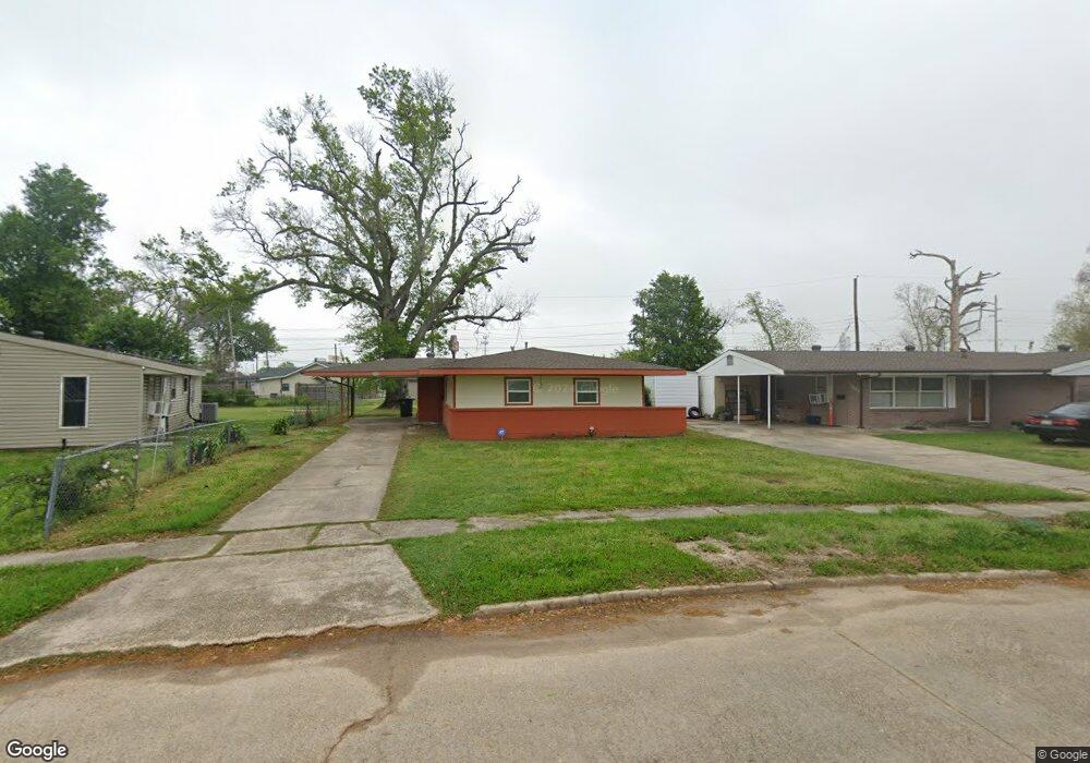 3905 Hoover Cir, Lake Charles, LA 70607 - photo 1