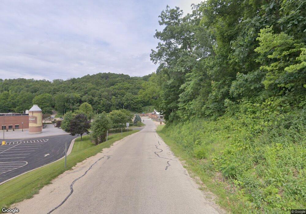 120 Brewery Hollow Rd, Potosi, WI 53820 - photo 1