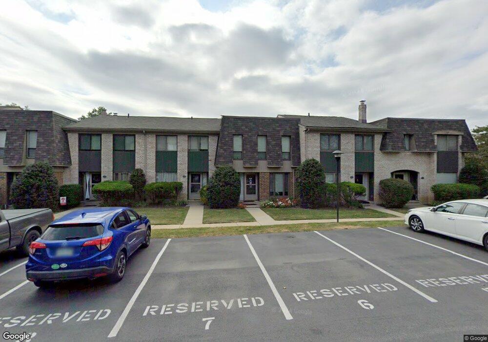 1055 Putnam Blvd unit 47, Wallingford, PA 19086 - photo 1