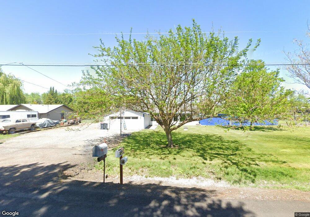 2763 Lotus Ln, Central Point, OR 97502 - photo 1