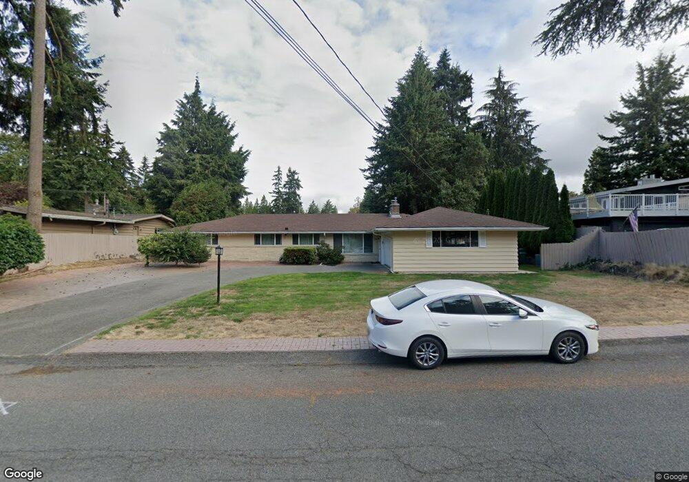 8910 SE 58th St, Mercer Island, WA 98040 - photo 1