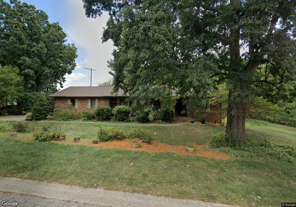 1407 Marvon Dr, Effingham, IL 62401 - photo 1