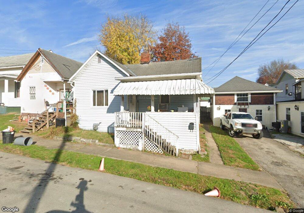 119 W Elm St, Waynesburg, PA 15370 - photo 1