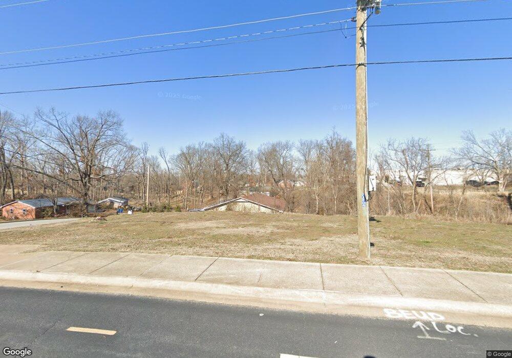 1010 NW 3rd St, Bentonville, AR 72712 - photo 1