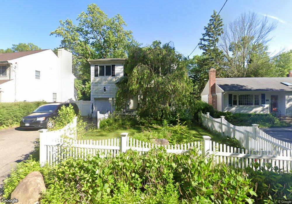 110 Kissam Ln, Glen Head, NY 11545 - photo 1