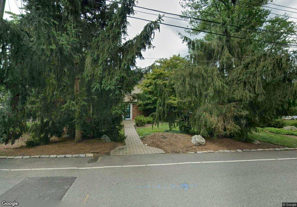 44 Pines Lake Dr E, Wayne, NJ 07470 - photo 1