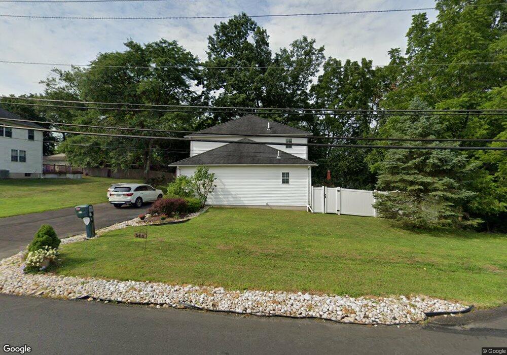 540 Hampton Ave, Southampton, PA 18966 - photo 1