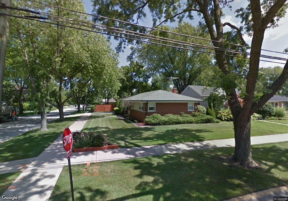 1705 Maple St, Des Plaines, IL 60018 - photo 1