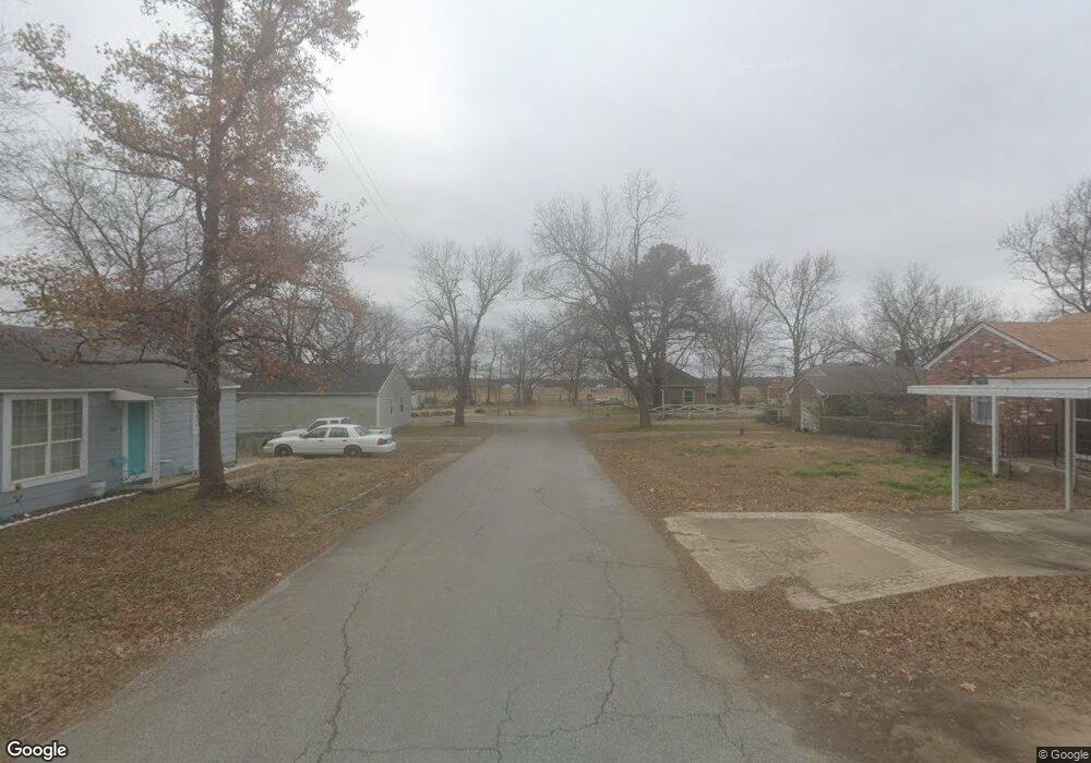 215 S Ohio Ave, Haskell, OK 74436 - photo 1